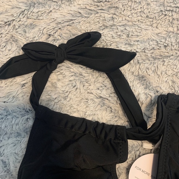 Black one piece, backless size L - Picture 4 of 4